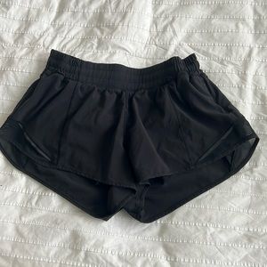 Lululemon Hotty Hot Shorts 2.5 Inch